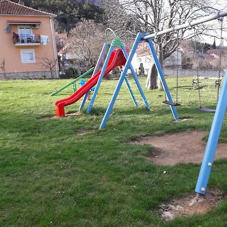 Kuca Za Odmor Varos בית נופש *
