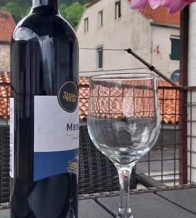 Kuca Za Odmor Varos *
