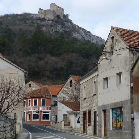 Kuca Za Odmor Varos Vikendica *