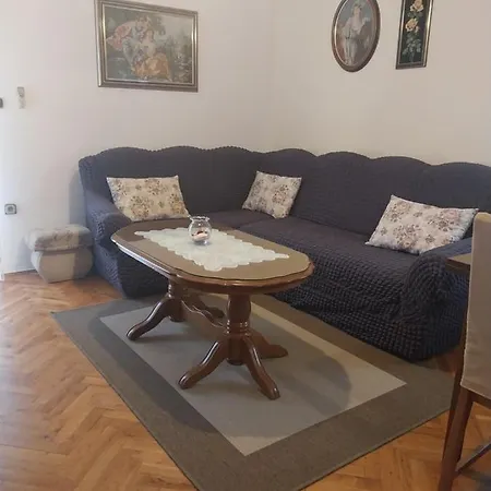 Kuca Za Odmor Varos *
